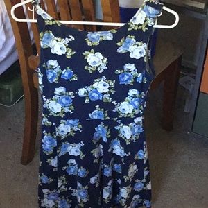 Blue Floral dress medium